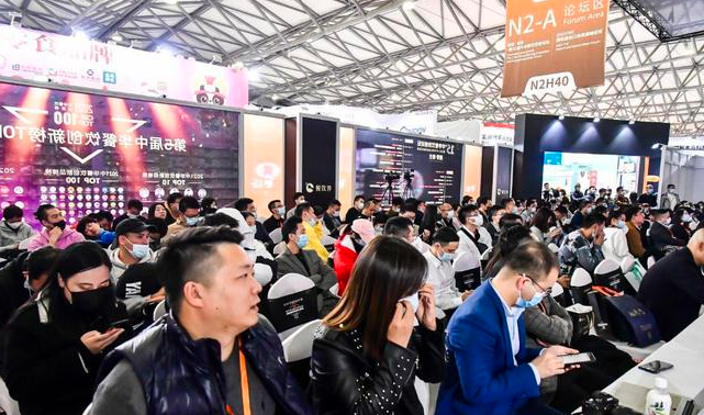 排队网聚商荟斩获2021第五届中华餐饮创新服务奖!(图2) 图片